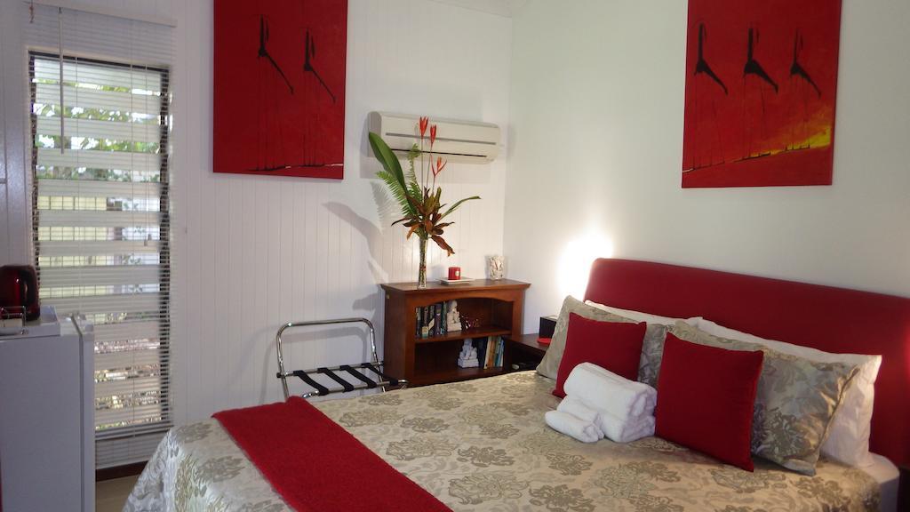 South Pacific Bed & Breakfast Clifton Beach Rum bild