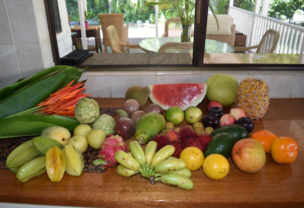 South Pacific Bed & Breakfast Clifton Beach Exteriör bild